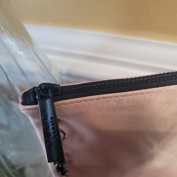 Gucci - Picture 6 of 17